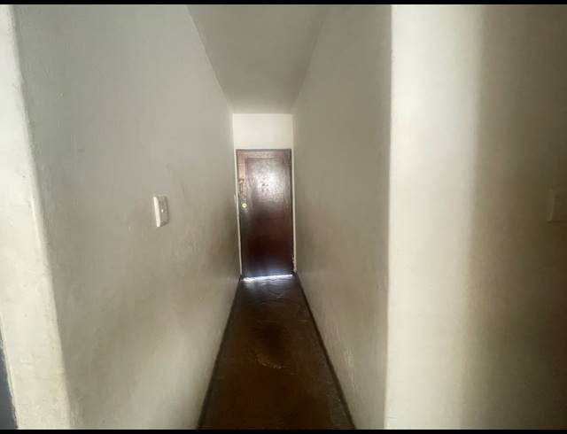 2.5 BEDROOM FLAT FOR SALE IN SUNNYSIDE